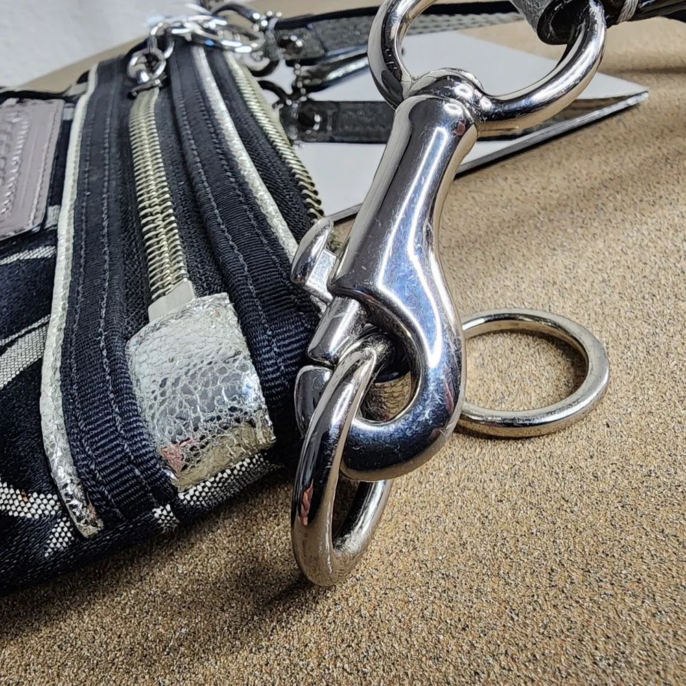 Coach Poppy Wristlet Handbag - Picture 6 of 9